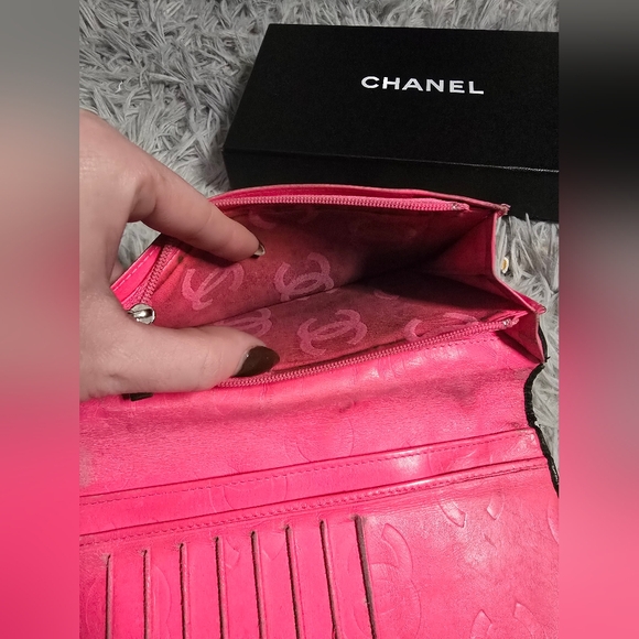 Chanel Black W/ Hot Pink Interior Cambon Long Wallet (EUC)(READ DESCRIPTION) - Picture 6 of 16